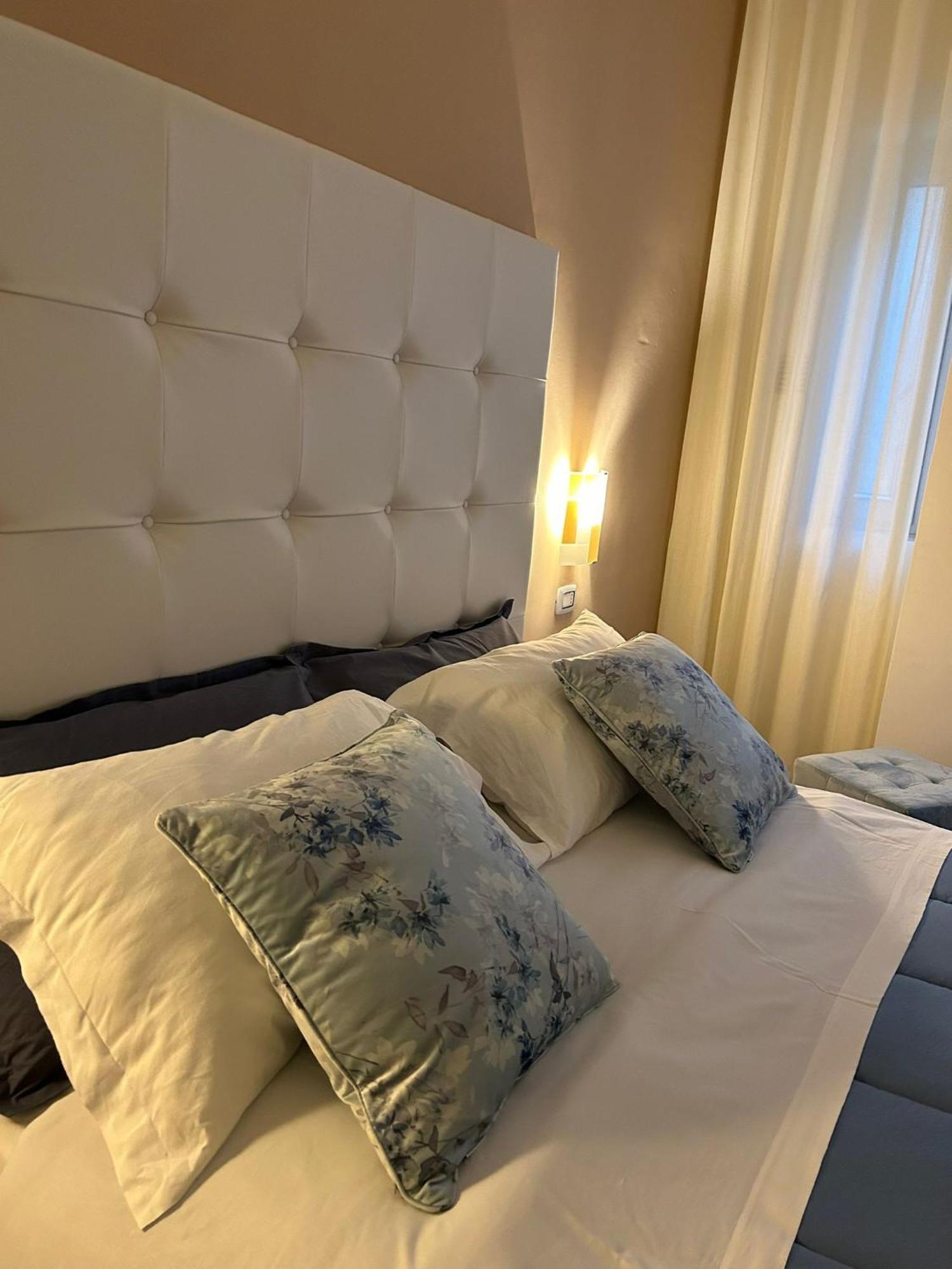 Bed and Breakfast Tiziana'S House Salerno Zewnętrze zdjęcie