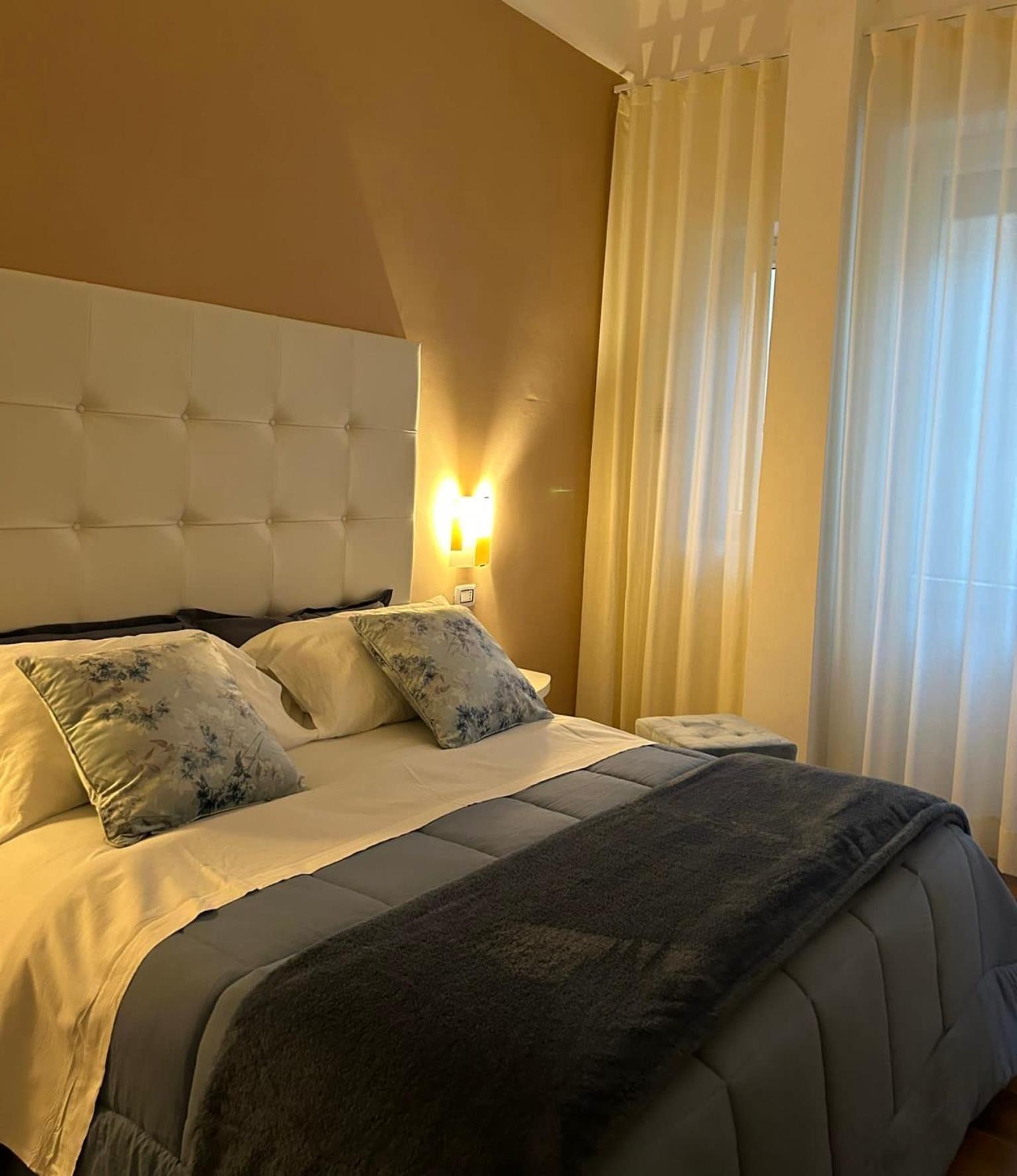 Bed and Breakfast Tiziana'S House Salerno Zewnętrze zdjęcie